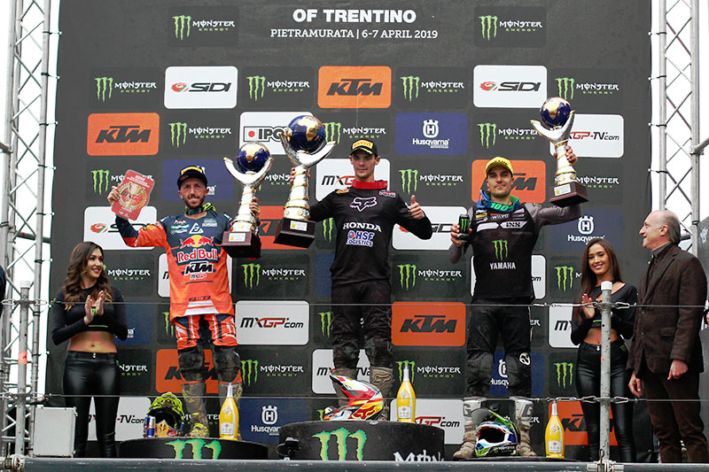 podium mxgp arco