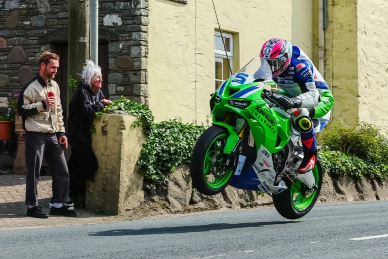 5 monster energy supersport tt race one 2025 06 02 25 jpg