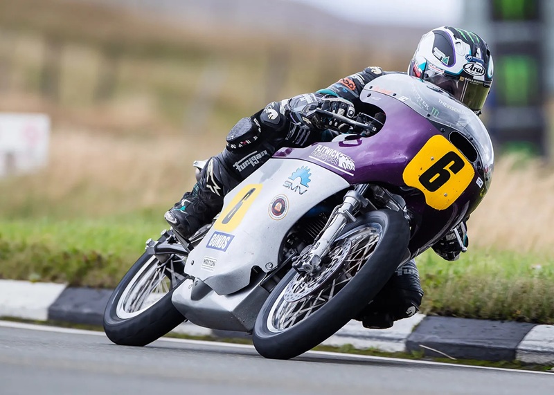 art body dunlop historic senior jpg
