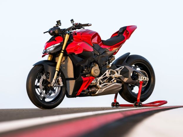 Panigale je gol! Novi Streetfighter V4 s 214 KS