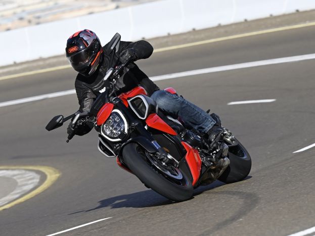 Video test: Ducati Diavel V4