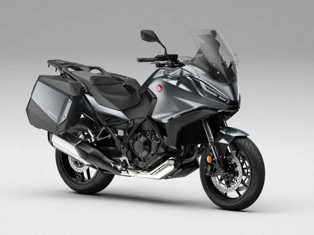 Africa Twin ima alter ego: Honda NT 1100