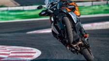 Nikad dosta! KTM 1390 Super Adventure S Evo