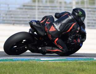F1 prvak Hamilton pao sa SBK Yamahe