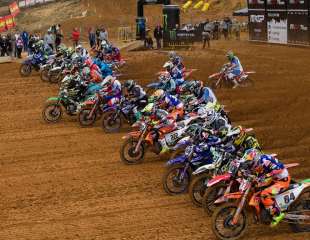 MXGP: Herlings nastavlja dominaciju, Gajseru postolje